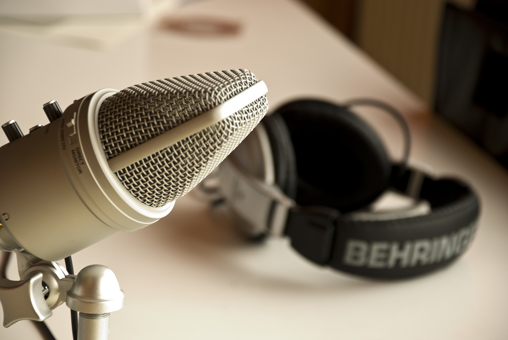 11 Best Free Podcasts For Business Productivity